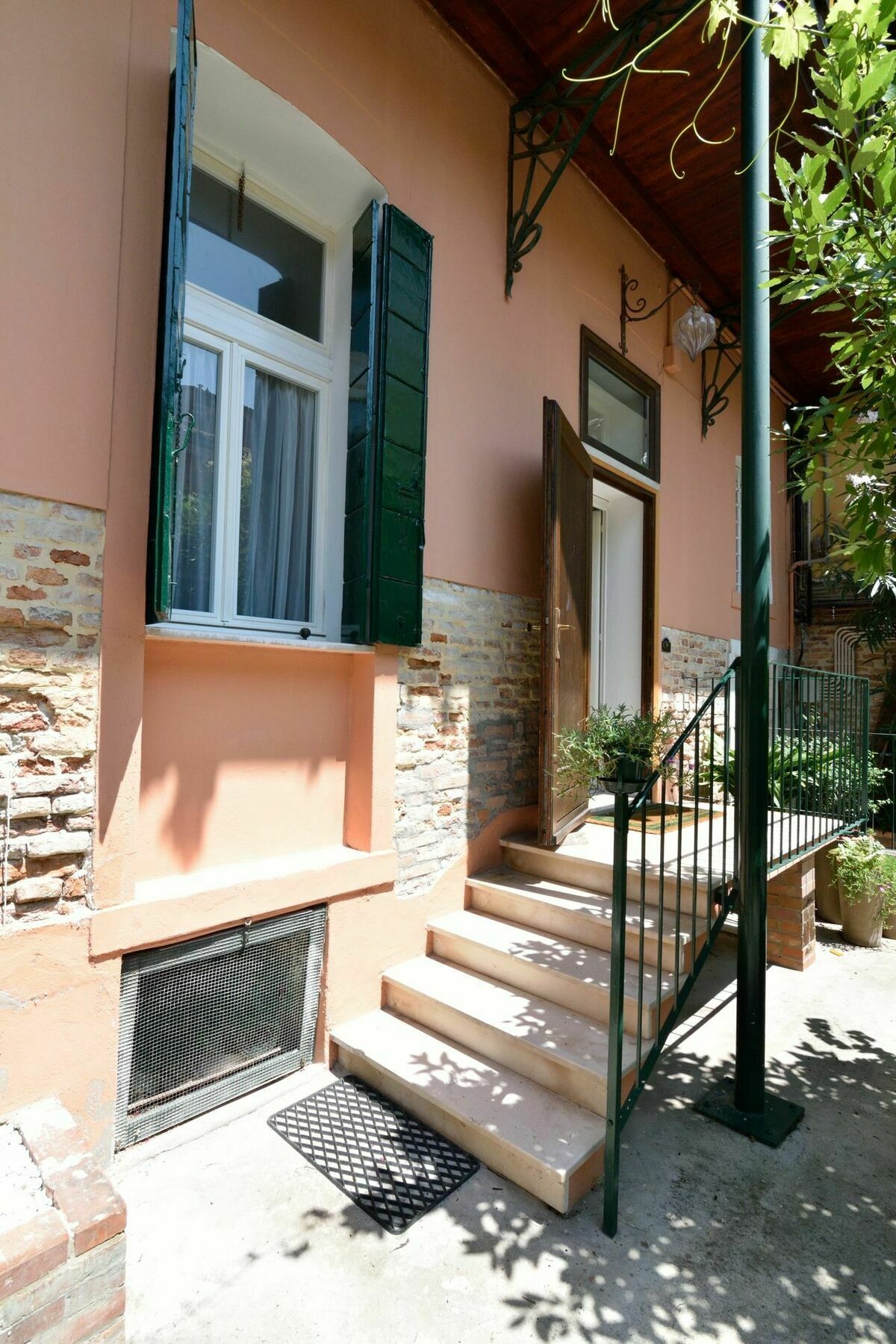 San Giacomo Apartment Венеция Экстерьер фото